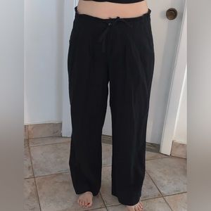 Perry Ellis woman’s black linen pants size Medium